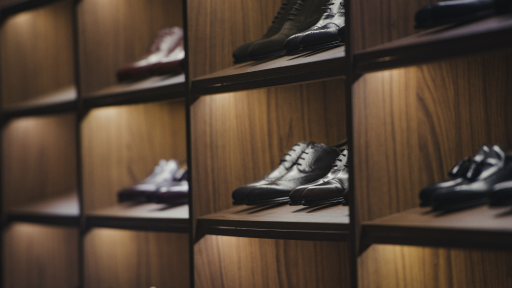 В магазине кожаных изделий и обуви увеличились продажи с помощью «1С»